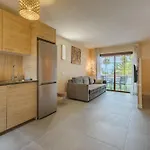 Windsor Park Brand New 公寓 阿德耶